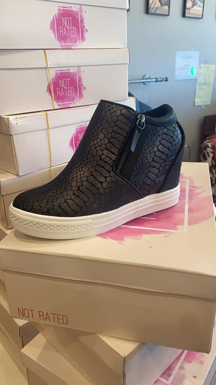 Timmibelle Wedge