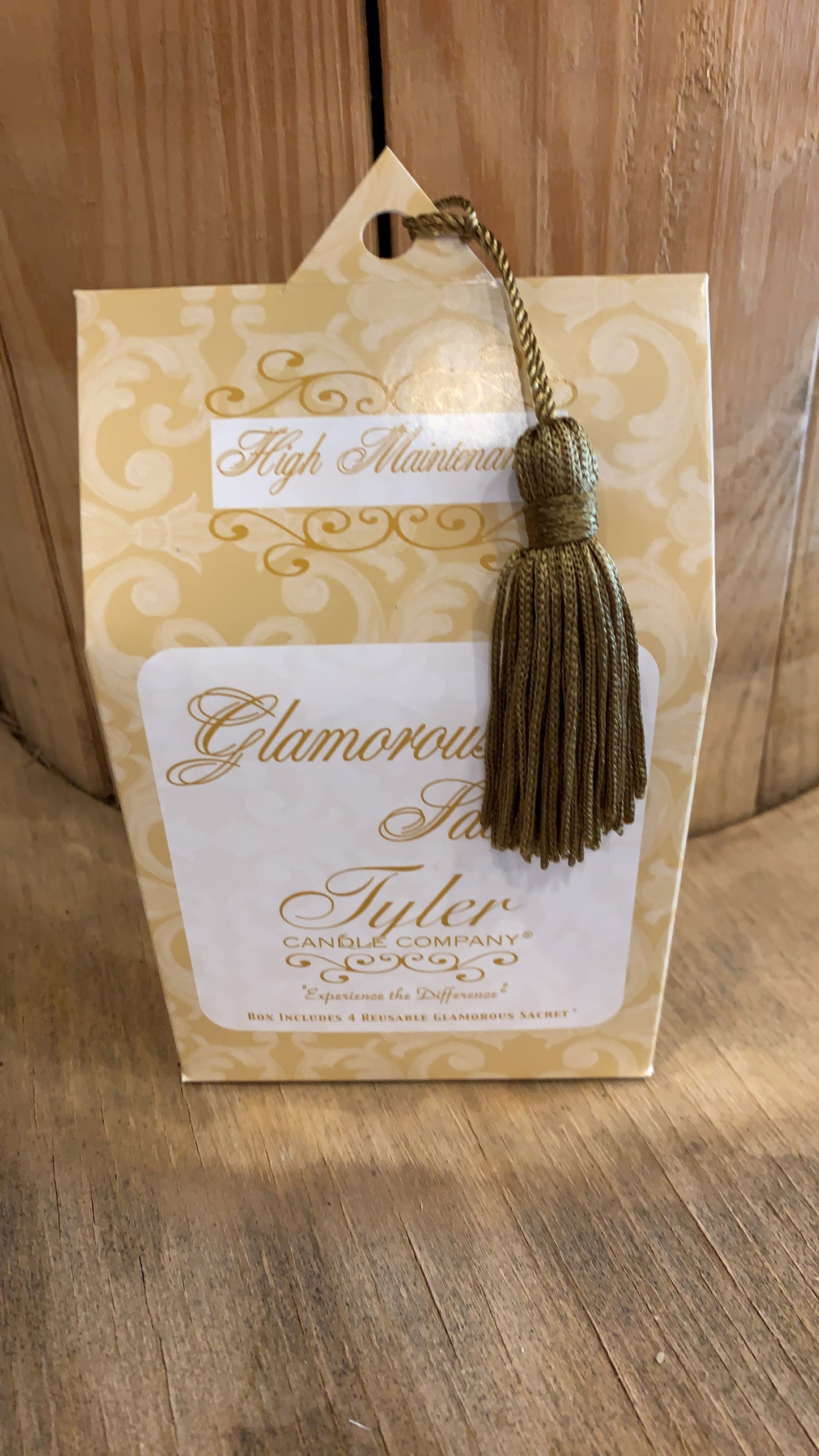 Tyler Glamorous Sachet